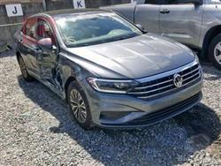 ڤۆڵکسواگن جێتا